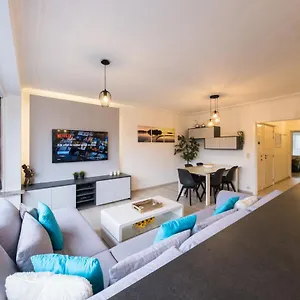 https://ostend-center-parkview-apartment-free-parking.hotelsghent.com