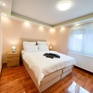 https://extrem-ruhiges-apartment-leipzig-ost.bestleipzighotels.com